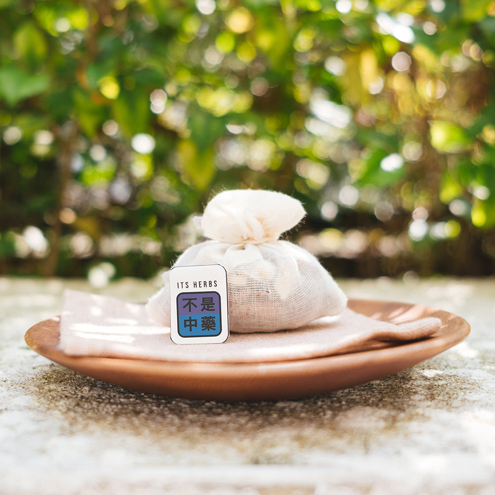 黑眼圈茶疗 Panda Eyes Tea